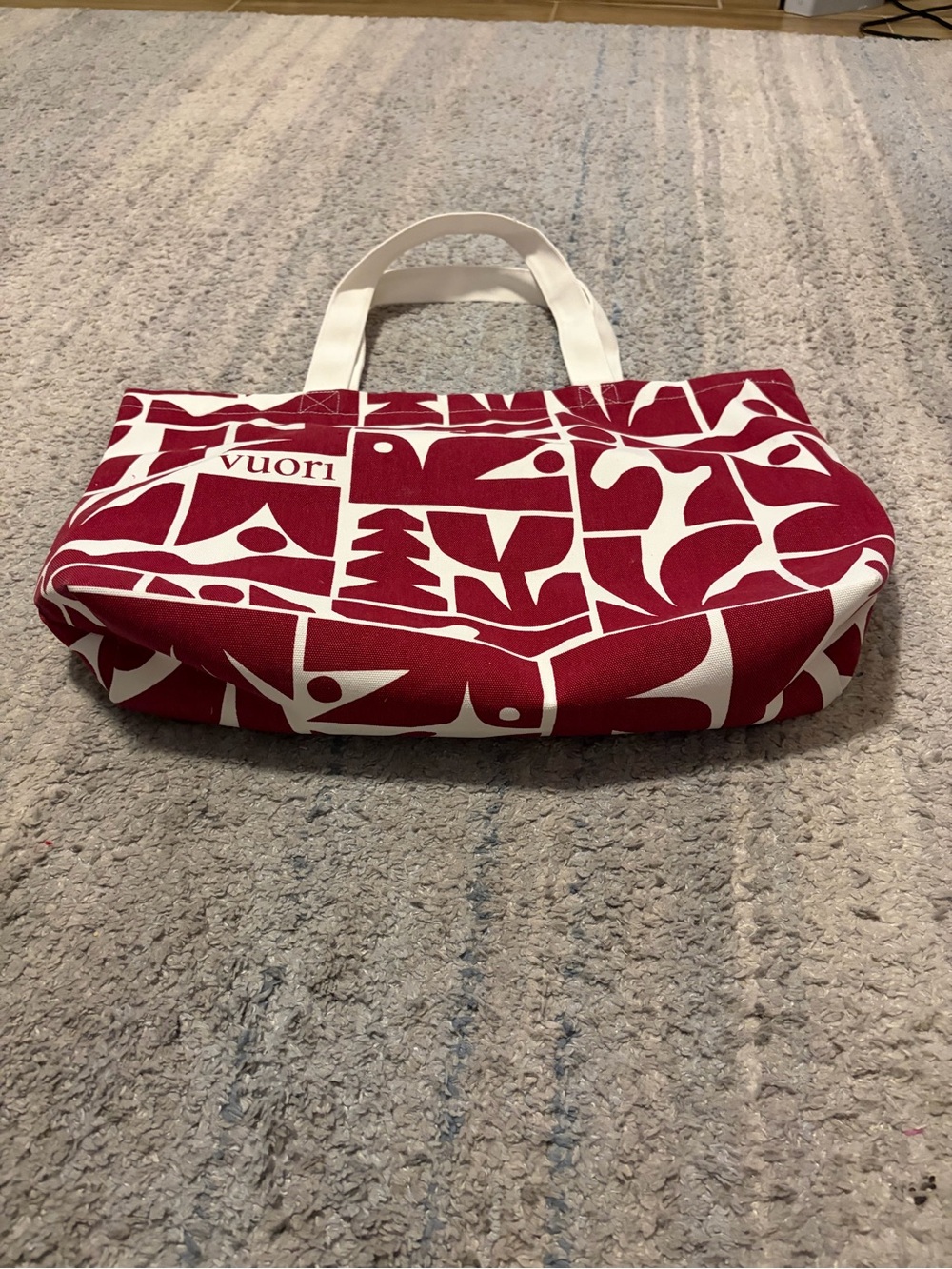 Vuori Limited Edition Holiday Graphic Canvas Tote Bag Red White Eco - Picture 2 of 6